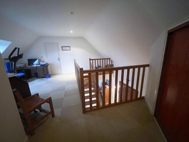 Maison - 142 m² - 7 pièces