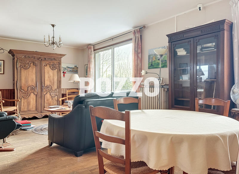 Maison - 95 m² - 6 pièces