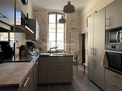 Maison - 243 m² - 6 pièces