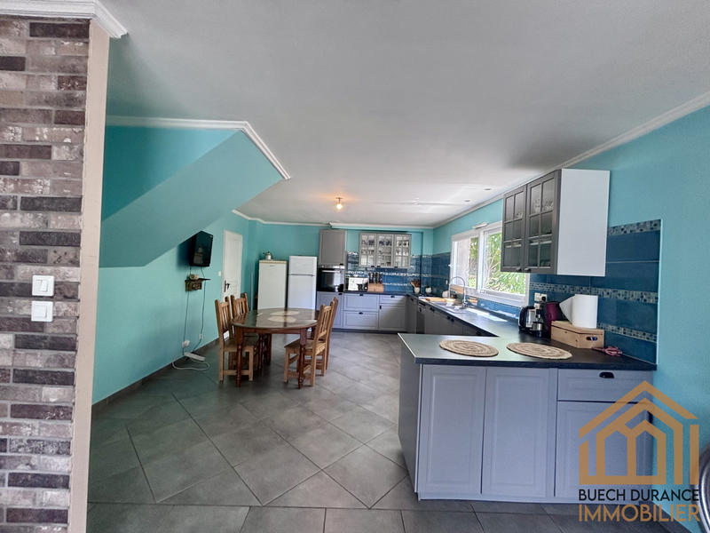 Maison - 144 m² - 5 pièces