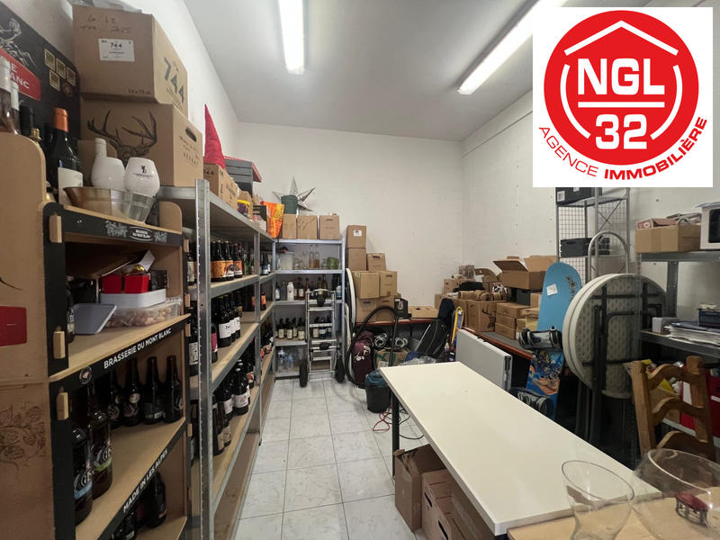 Fonds de commerce - Magasins - 87 m²