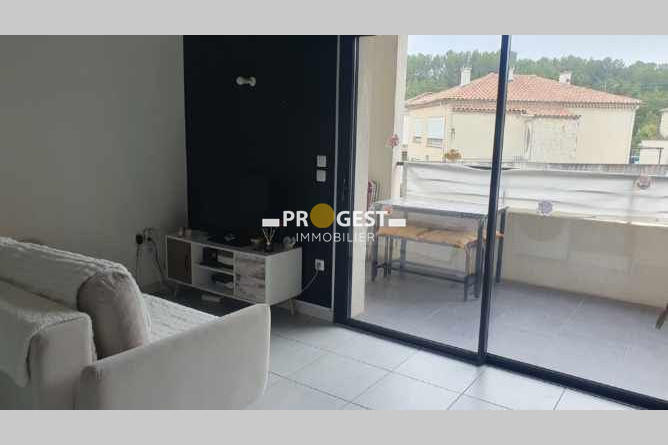 Appartement - 57 m² - 3 pièces