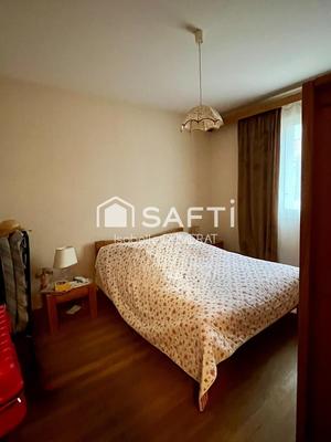 Maison - 137 m² - 5 pièces