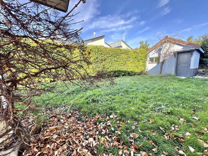 Maison - 222 m² - 7 pièces