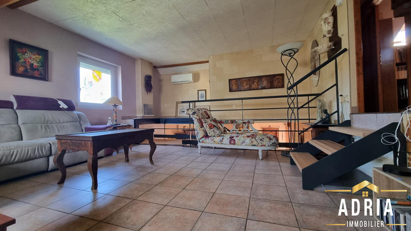 Maison - 150 m² - 8 pièces