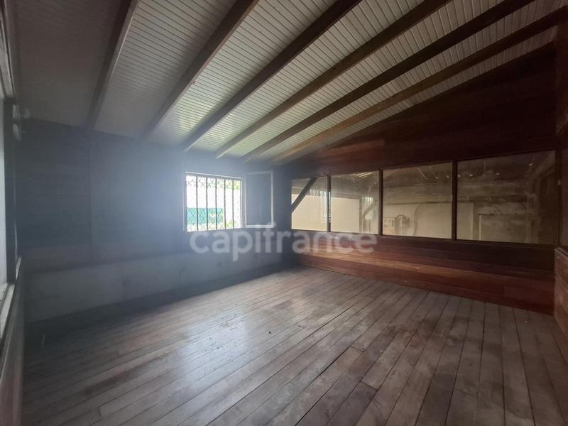 Bureau - 1 000 m² - 9 pièces