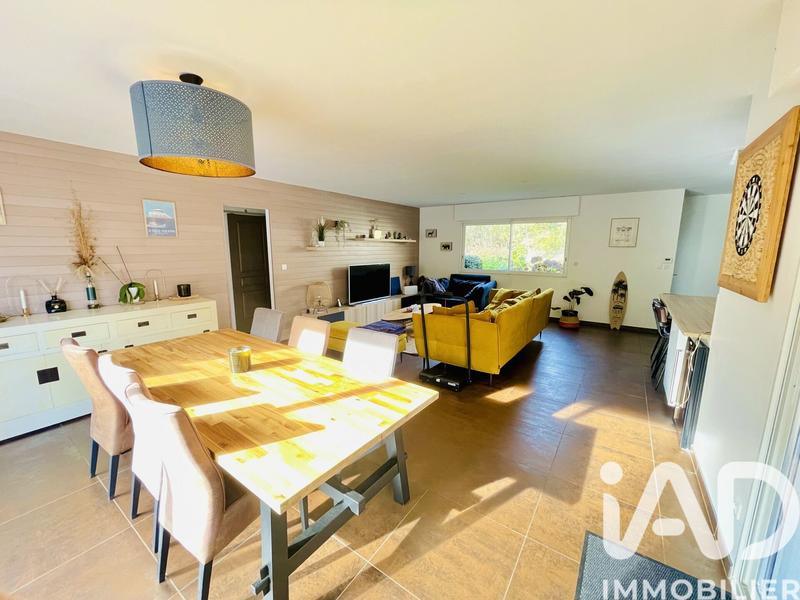 Maison - 119 m² - 6 pièces