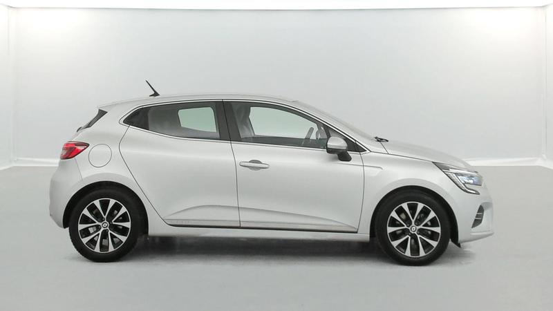 Renault Clio E-Tech 140 21n Intens 5p