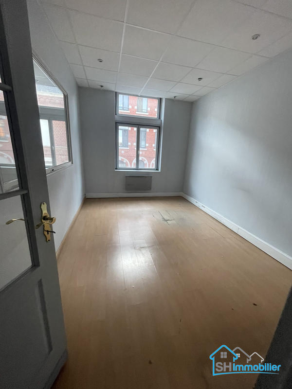 Immeuble - 1 400 m²