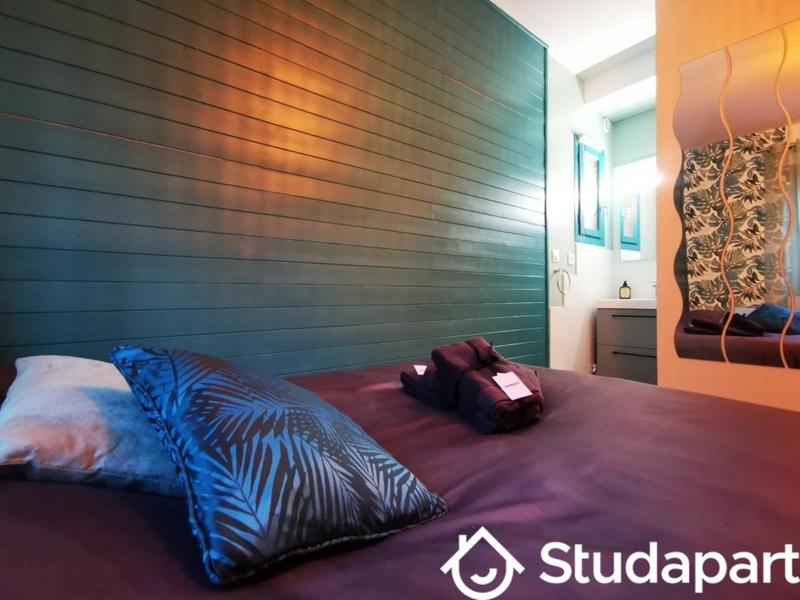 Chambre - 14 m² - 1 pièce