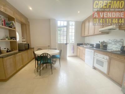 Maison - 152 m² - 7 pièces