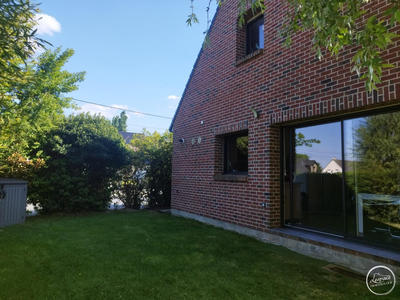 Maison - 85 m² - 5 pièces