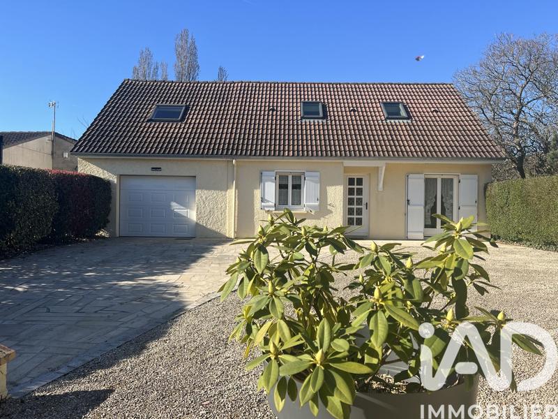 Maison - 95 m² - 6 pièces