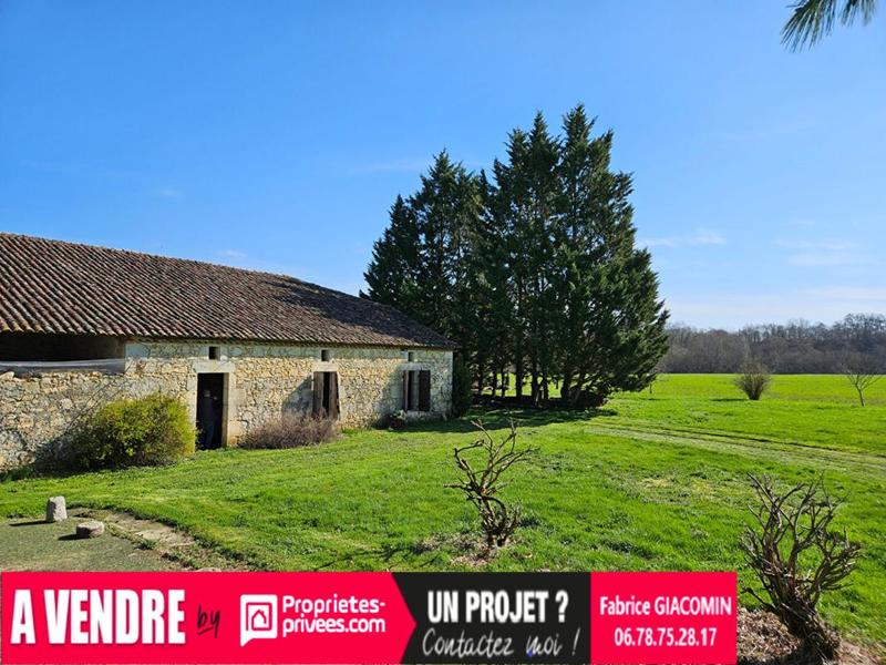 Propriété - 270 m² - 10 pièces