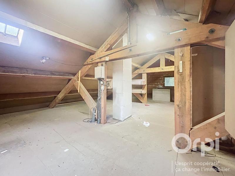 Maison - 150 m² - 4 pièces