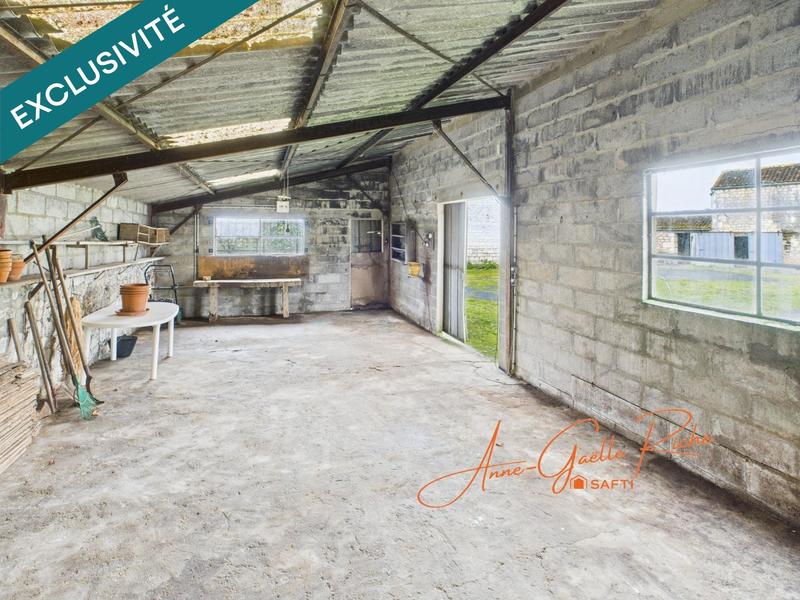 Maison - 317 m² - 10 pièces