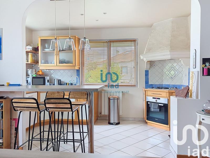 Maison - 152 m² - 8 pièces