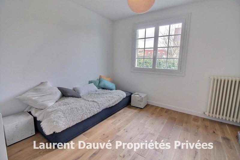 Maison - 162 m² - 7 pièces