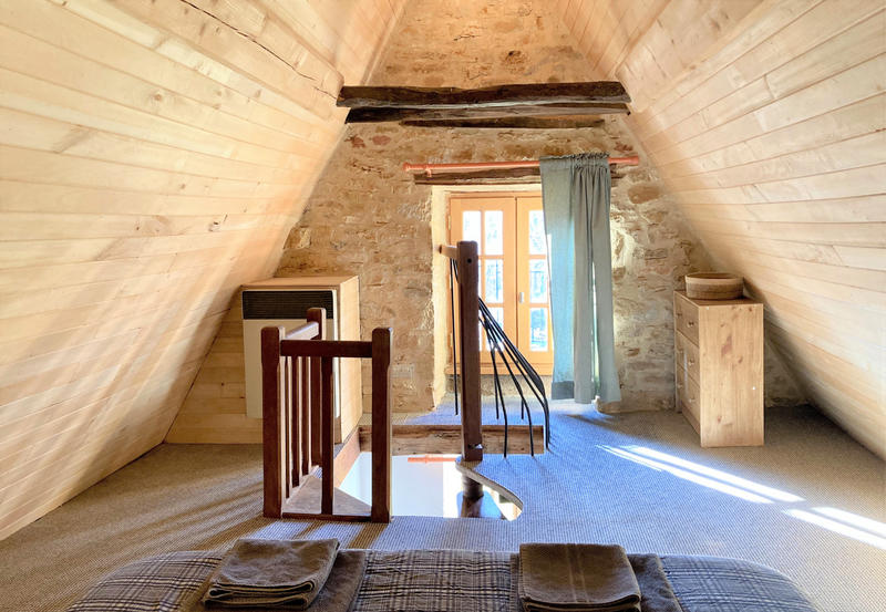 Maison - 326 m² - 13 pièces