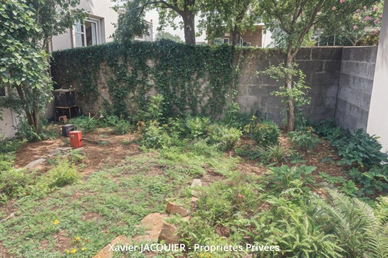 Maison - 94 m² - 5 pièces