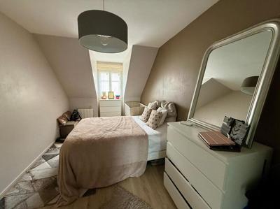 Maison - 103 m² - 5 pièces