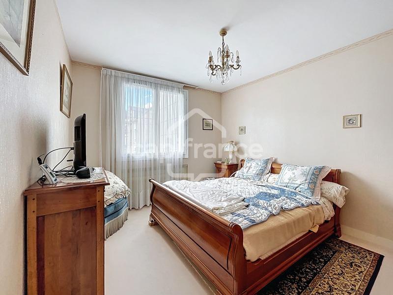 Appartement - 116 m² - 5 pièces