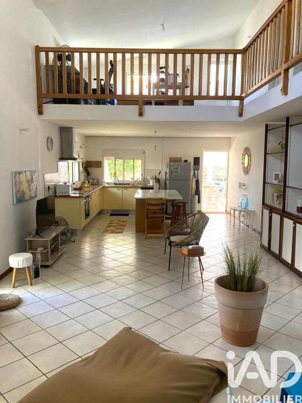 Maison - 183 m² - 5 pièces