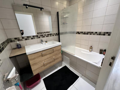 Appartement - 97 m² - 5 pièces