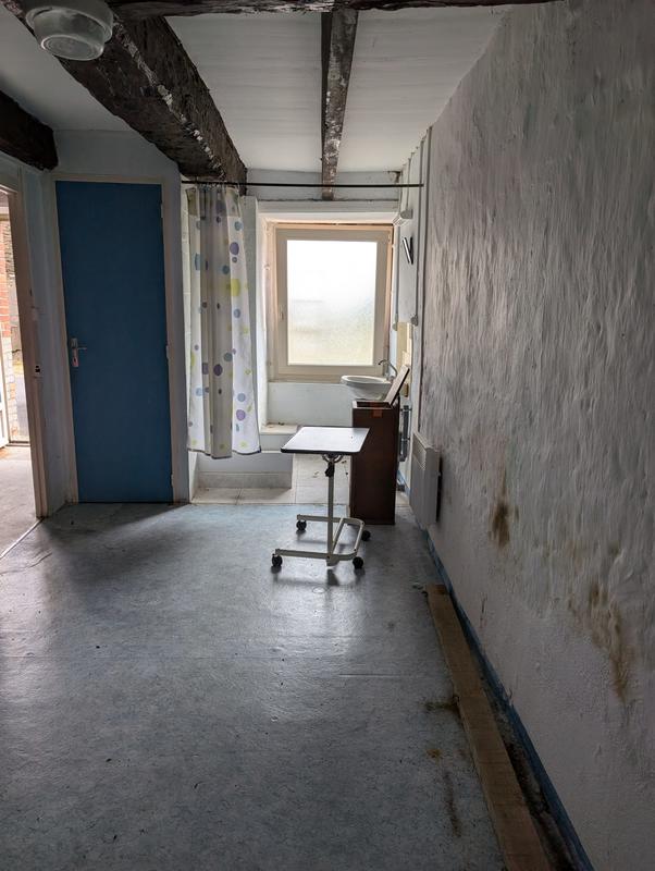 Maison - 168 m² - 10 pièces