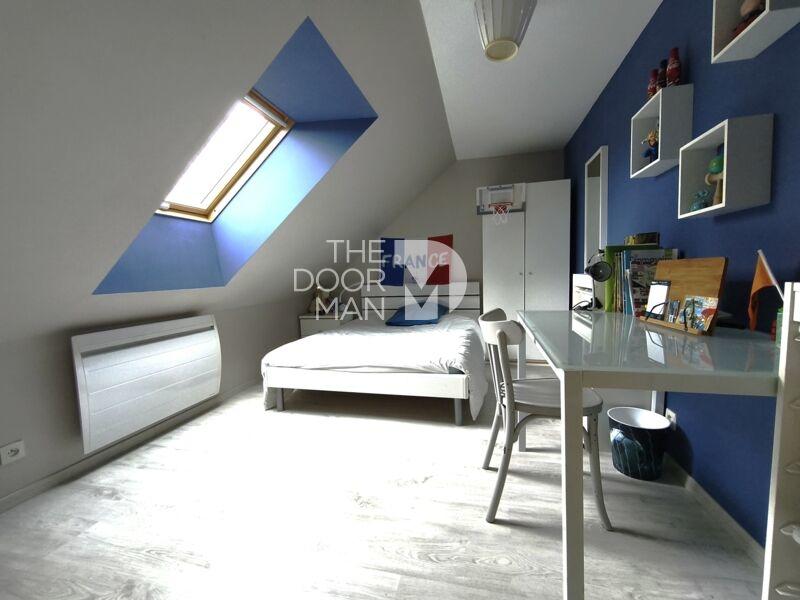 Maison - 173 m² - 10 pièces