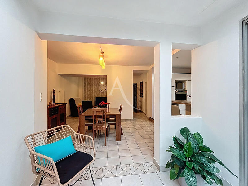 Appartement - 89 m² - 4 pièces