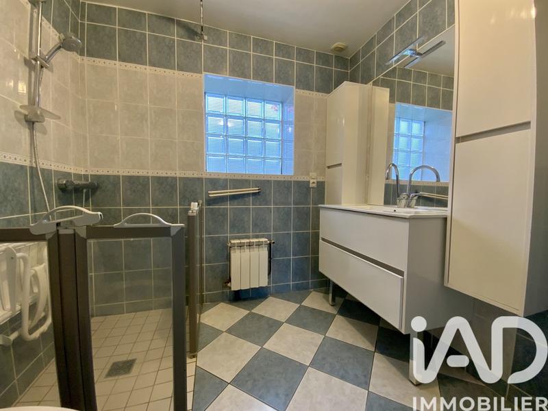 Maison - 100 m² - 8 pièces