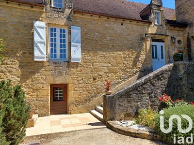 Maison - 410 m² - 12 pièces