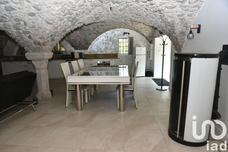 Maison - 82 m² - 2 pièces