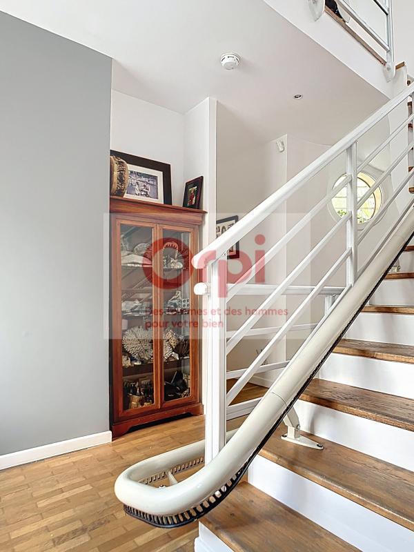 Maison - 194 m² - 5 pièces