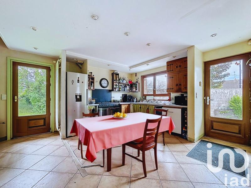 Maison - 194 m² - 11 pièces