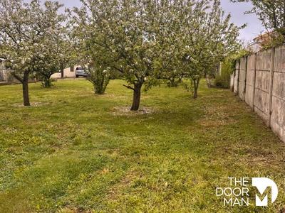 Terrain constructible - 1 024 m²