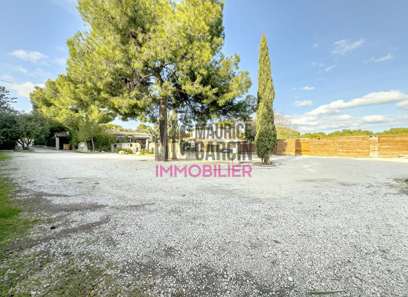 Fonds de commerce - Hôtellerie / Restauration - 220 m²