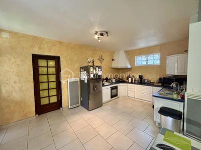 Corps de ferme - 140 m² - 6 pièces