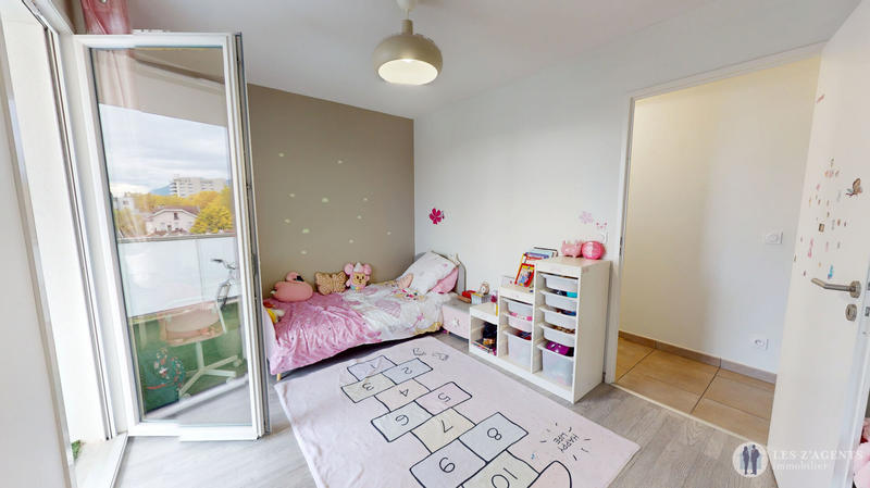 Appartement - 81 m² - 4 pièces