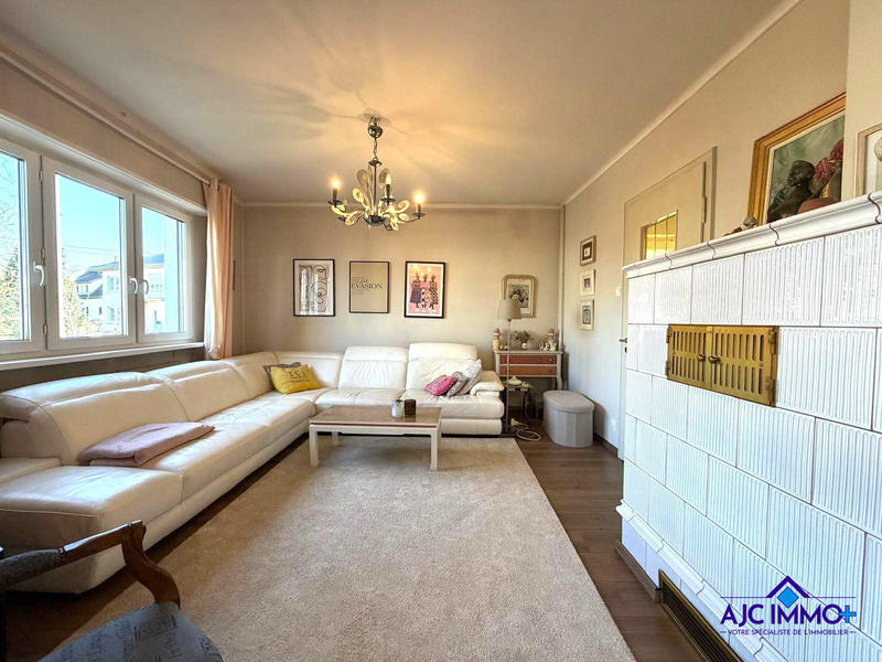 Maison - 135 m² - 6 pièces