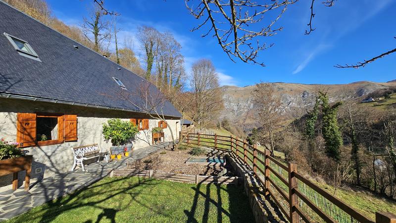 Maison en pierre - 131 m² - 5 pièces