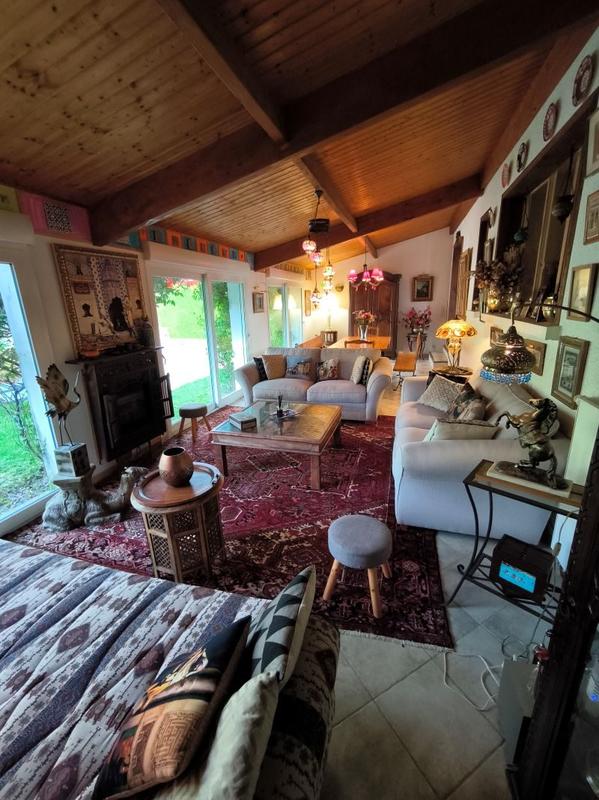 Maison - 176 m² - 8 pièces