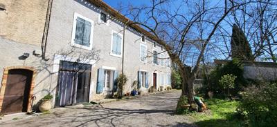 Maison de campagne - 618 m² - 10 pièces