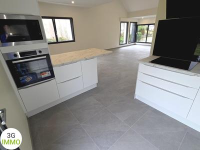 Maison - 122 m² - 5 pièces