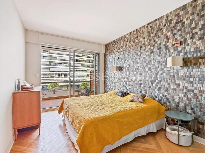 Appartement - 87 m² - 3 pièces