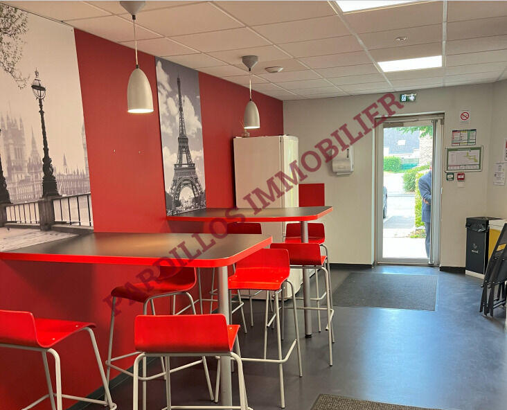 Bureau - 139 m² - 5 pièces