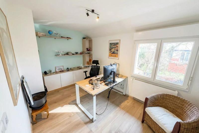 Maison - 140 m² - 5 pièces