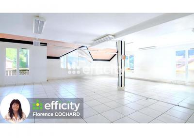 Appartement - 136 m² - 4 pièces