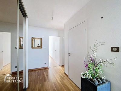Appartement - 91 m² - 4 pièces